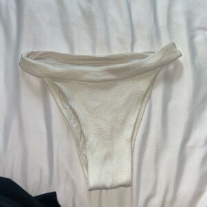 MONDAY SWIMWEAR ANTIGUA BOTTOM IN IVORY CRINKLE RIB SIZE MEDIUM